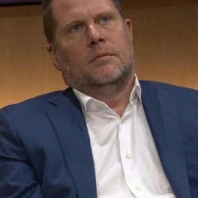 O lento declínio da Embracer avança com venda de estúdios