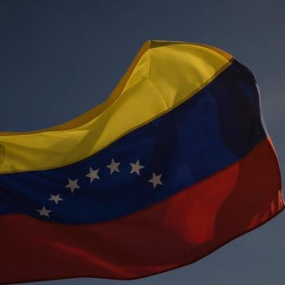 Organização denuncia abuso e isolamento de presos políticos na Venezuela