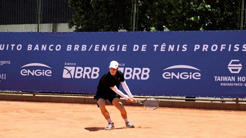 Nicolas Oliveira (Foto: Hugo Rodrigo)