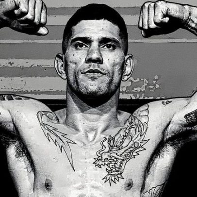 Alex Poatan aceita desafio de campeão do UFC e Glover aposta a casa