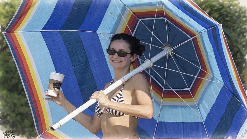 Nina Dobrev caught some rays in a bikini in Mexico for her first Thanksgiving since her split from Shaun White. HE M BACKGRID