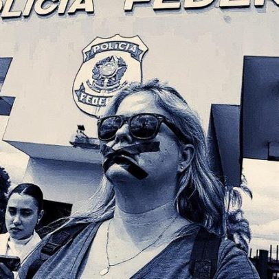 Apoiadores de Bolsonaro protestam em frente à PF contra prisão