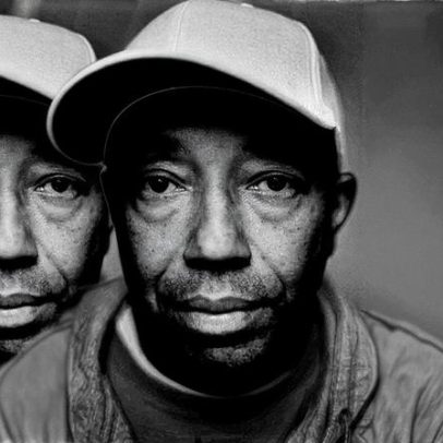 Russell Simmons devia milhões a suas acusadoras e a justiça ainda não chegou