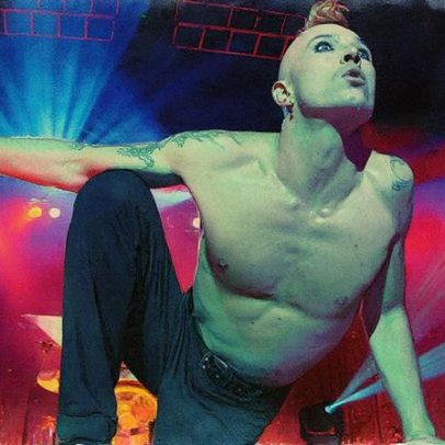 Filho de Scott Weiland canta músicas do STP em show de homenagem