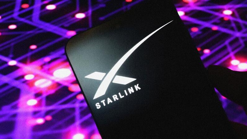 Justiça emitiu mandado de apreensão contra Starlink por sistemas de internet via satélite usados em complexo de golpes