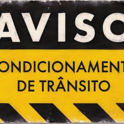 Trânsito fica condicionado na Rua do Roseiral, em Azeitão, por obras