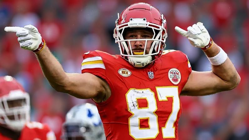 Travis Kelce admite pressão com Chiefs e revela planos para 2025