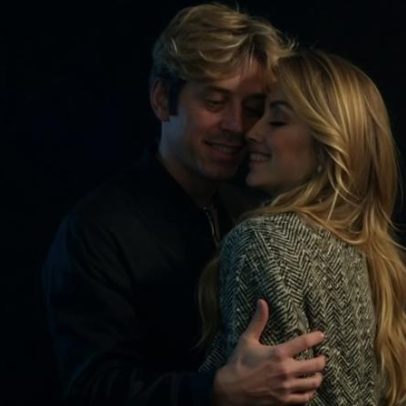 Ex-RBD Anahí fala em português ao saber que fã é brasileiro