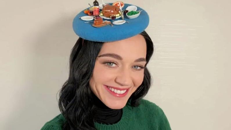 Hatty Thanksgiving, katyperry/Instagram