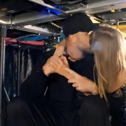 Taylor Swift comenta raro romance com Travis Kelce em clipe de fim de era