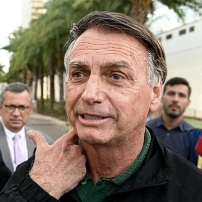 Ultrassom aponta hérnias em Bolsonaro, defesa afirma indicação cirúrgica