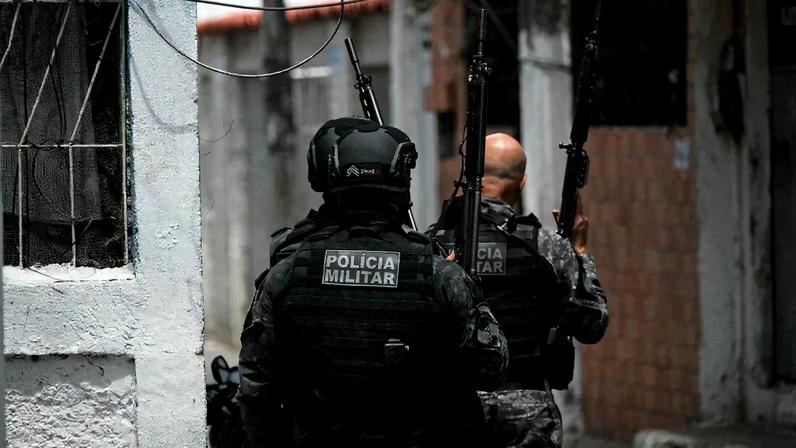 Operação policial no Rio de Janeiro em 28 de outubro de 2025 deixa mais de 60 mortes. Foto: Mauro Pimentel/AFP