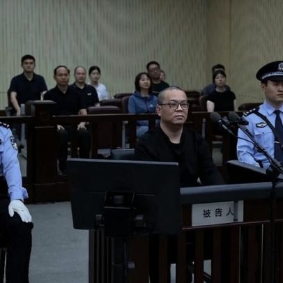 China executa ex-banqueiro por suborno de US$156 milhões