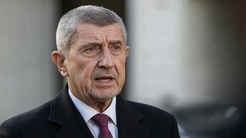 Andrej Babis volta a chefiar o governo da República Tcheca. Foto: Michal Cizek / AFP