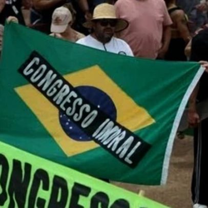 Manifestantes protestam contra o PL da Dosimetria