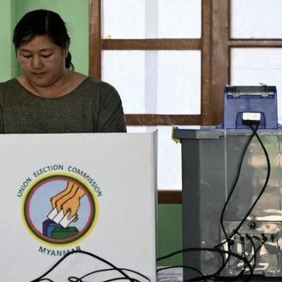 Mianmar realiza eleições legislativas organizadas pela junta militar