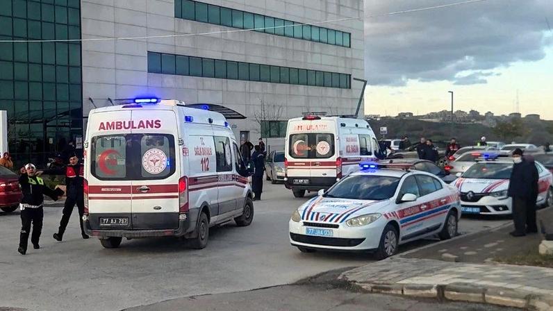 Pessoas foram levadas a hospitais após operação contra o EI na Turquia – Foto: AFP PHOTO / DHA (Demiroren News Agency)
