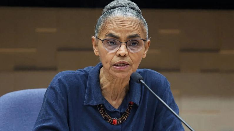 Marina Silva recebe alta após internação por dor na coluna