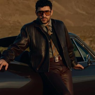Bad Bunny posa com vestido Dior na capa da Vogue Best Dressed