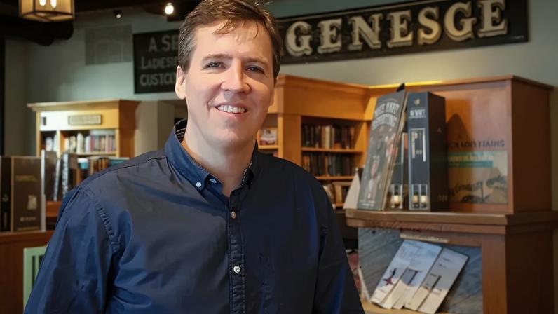 "Diary of a Wimpy Kid" author Jeff Kinney shares his favorite books. Tom Struzziero; Amazon