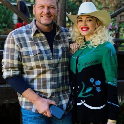 Gwen Stefani elogia habilidades de Blake Shelton como fazendeiro