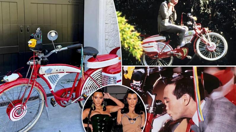 Kim Kardashian presenteia Kourtney com bicicleta do Pee-wee vendida por 125 mil