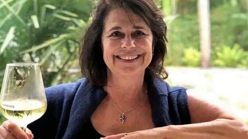 Mistério em Dordogne: morte de mulher britânica confunde investigadores