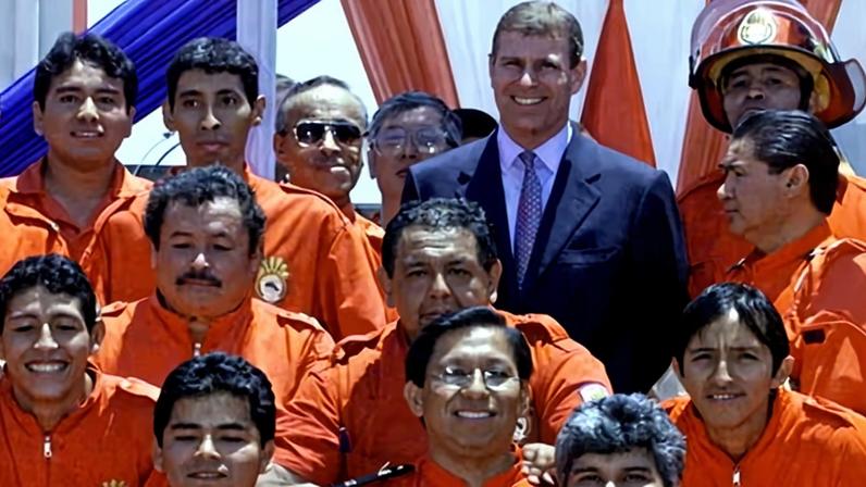 Email de Balmoral incita Maxwell a encontrar 'amigos inadequados'