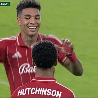 Ex-Botafogo Igor Jesus marca seu primeiro gol no futebol inglês