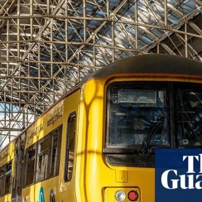 Primeiros trens entram na Bee Network de Manchester até o fim de 2026