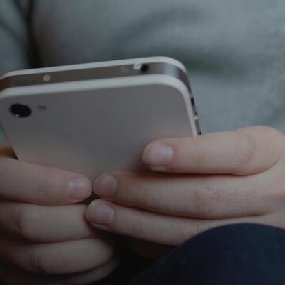 Lei australiana proíbe redes sociais para menores de 16 anos