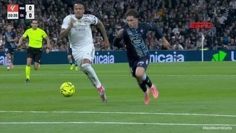1 de 1 Militão sai lesionado em Real Madrid x Celta de Vigo — Foto: Maria Gracia Jimenez/Soccrates/Getty Images
