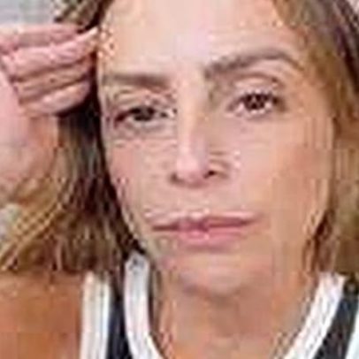 Filha de Chitãozinho comenta funeral restrito do tio: dia muito triste