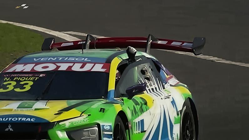 Dupla da RC disputa título da Stock Car 2025 na Superfinal de Interlagos