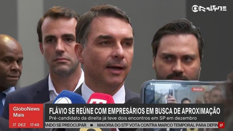 Flávio Bolsonaro se apresenta a empresários em SP como versão mais 'moderada e equilibrada' do pai
