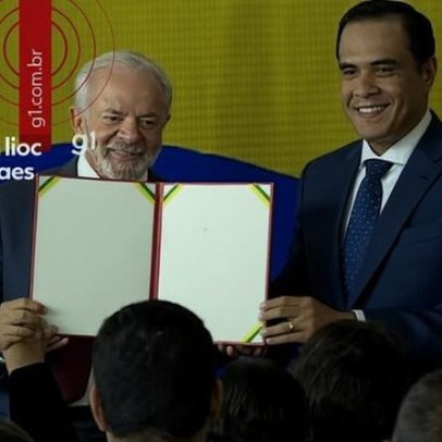Lula empossa novo ministro do Turismo