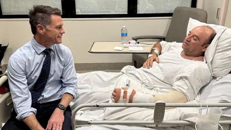 Herói ferido em Bondi fala sobre salvar vidas ao impedir ataque