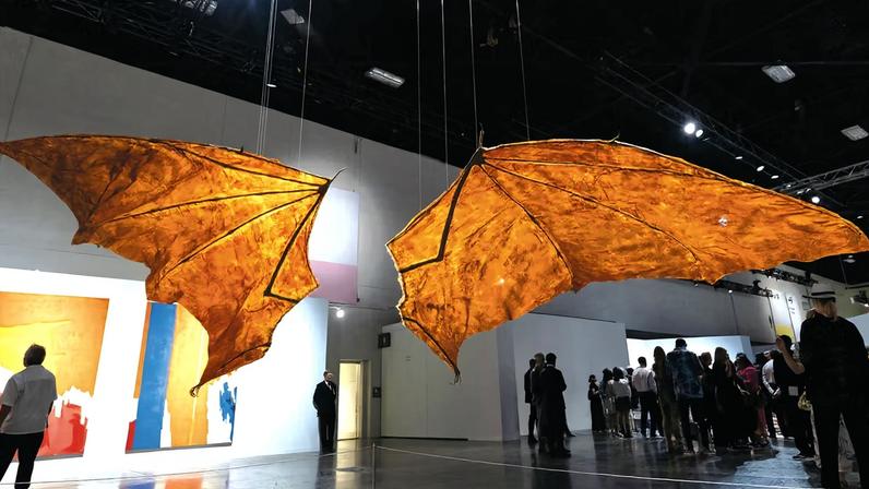 Huang Yong Ping, Double Wing (2016)