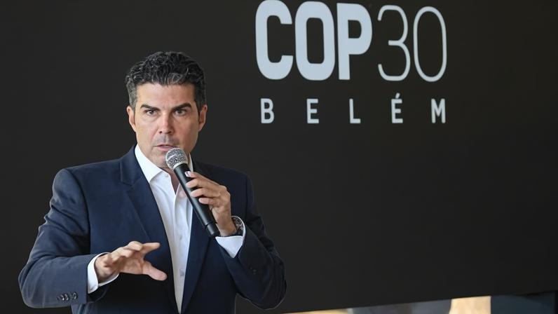 Nova pesquisa reforça o favoritismo de Helder Barbalho na disputa pelo Senado no Pará; veja os resultados
