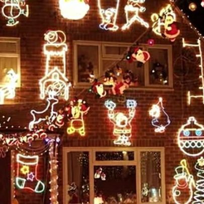 Lares do Reino Unido descartam 168 milhões em luzes de Natal e itens tecnológicos