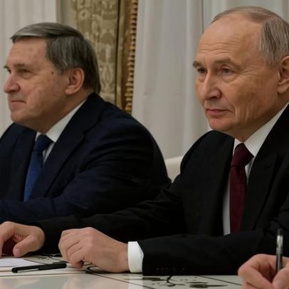 Entre mísseis e diplomacia, Rússia explora divisões ocidentais sobre a Ucrânia