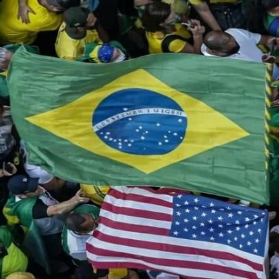 Datafolha: 35% se identificam com a direita e 22% com a esquerda
