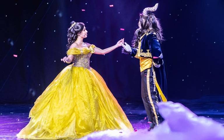 Espetáculo 'A Bela e a Fera - Especial de Natal' chega ao Teatro Liberdade neste fim de semana