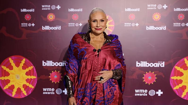 Famosos prestigiam prêmio com homenagem a Preta Gil