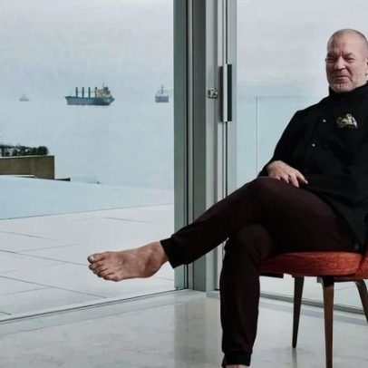 Fundador bilionário da Lululemon vence disputa para derrubar CEO, insatisfeito