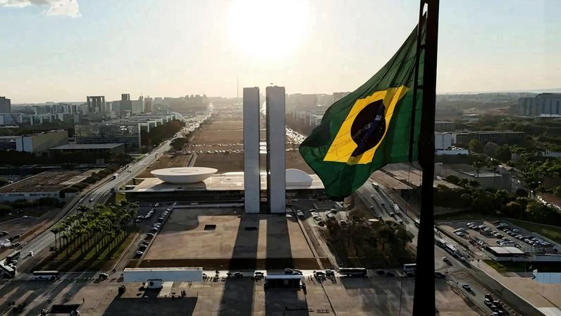 O governo central terá uma meta de superávit de 0,25% do Produto Interno Bruto (PIB) em 2026