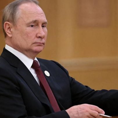 Putin afirma que tropas ucranianas deixarão o leste do país por bem ou por mal