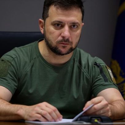 Zelensky e Trump debatem fim da guerra em reunião no domingo