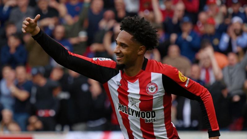 Kevin Schade comemora gol do Brentford — Foto: Harry Murphy/Getty Images