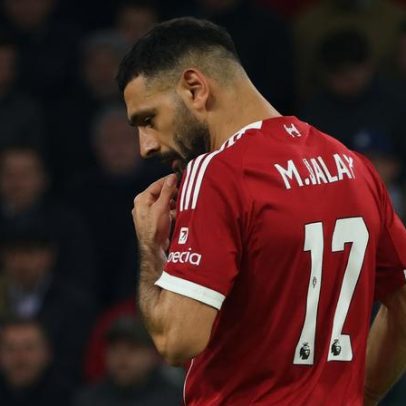 Salah não viaja com Liverpool para Champions League após atrito com treinador